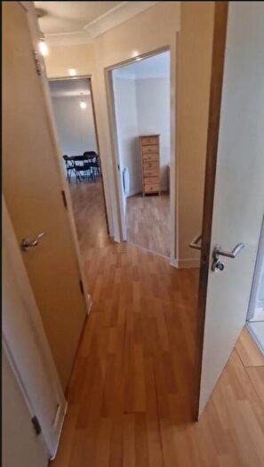 2 Bedroom Flat To Rent In Quayside Drive, CO2