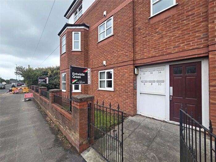 2 Bedroom Flat For Sale In Western Avenue, Huyton, Liverpool, Merseyside, L36
