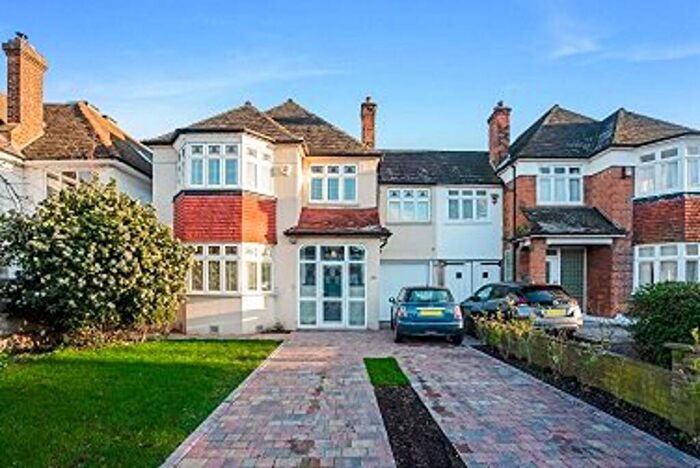 4 Bedroom House To Rent In Denmark Hill, SE5