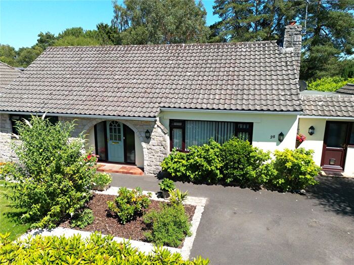 4 Bedroom Bungalow For Sale In Oaks Drive, St. Leonards, Ringwood, Dorset, BH24