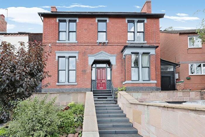 5 Bedroom Property To Rent In Cherry Orchard, Kidderminster, DY10