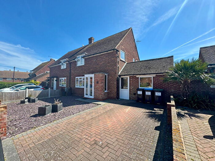 3 Bedroom Semi-Detached House For Sale In Guildford Avenue, Westgate-on-sea, CT8