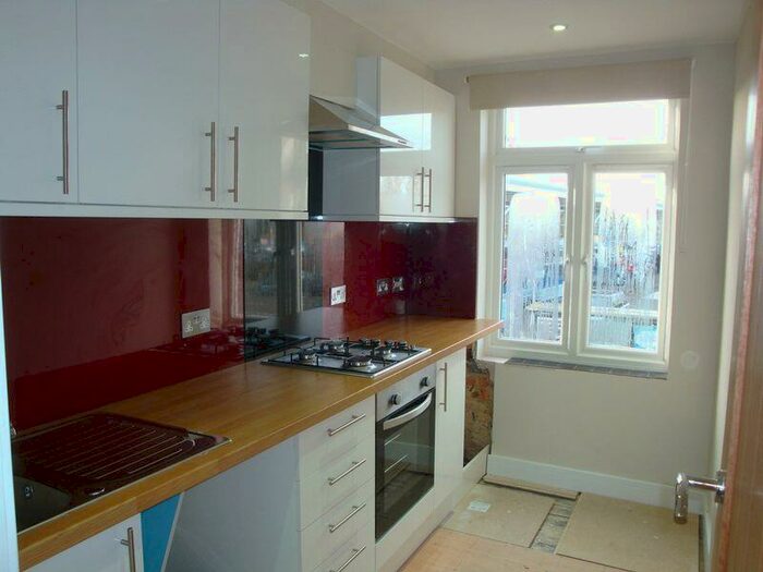 1 Bedroom Maisonette To Rent In Coulsdon Road, Caterham, CR3