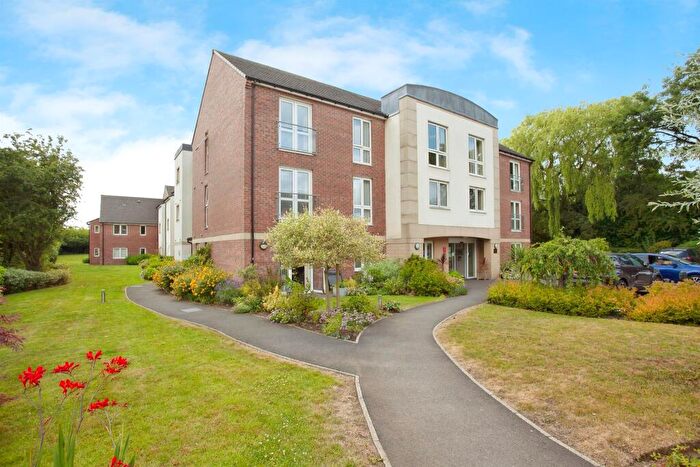 1 Bedroom Apartment For Sale In Companions Close, Wickersley, Rotherham, S66