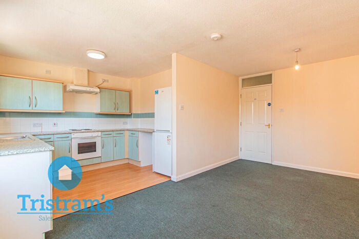 2 Bedroom Apartment To Rent In The Farthings, Nottingham, NG7