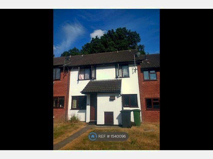 2 Bedroom Terraced House To Rent In Mongers Piece, Basingstoke, RG24