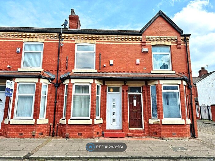 3 Bedroom Terraced House To Rent In Blandford Road, Salford, M6