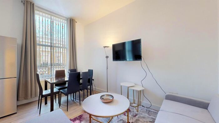 2 Bedroom Flat To Rent In Holland Road, London, W14