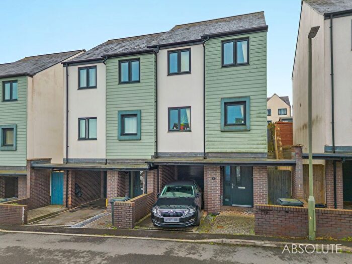 3 Bedroom Semi Detached House For Sale In Meadowsweet Lane, Paignton, TQ4