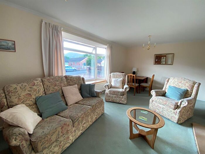 2 Bedroom Detached Bungalow For Sale In Beverley Way, Malvern, WR14