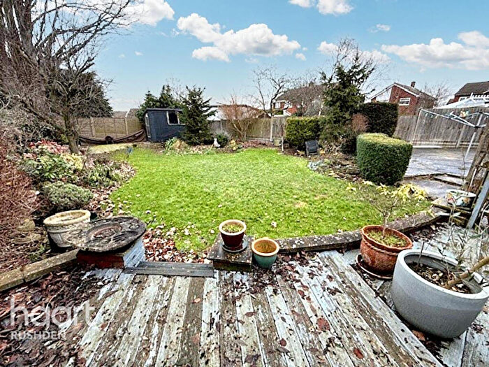 4 Bedroom Detached House For Sale In Chapmans Close, Wellingborough, NN29