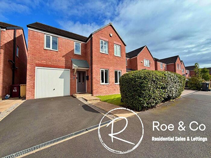 4 Bedroom Detached House For Sale In Sky Lark Close, Lostock, BL6