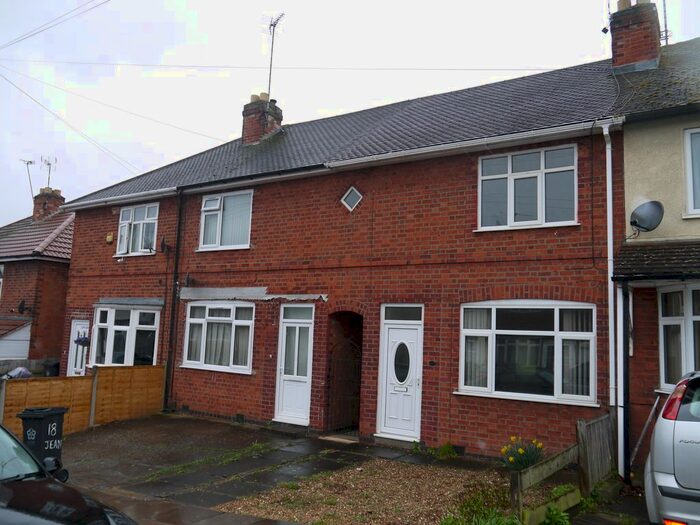 3 Bedroom Town House To Rent In Jean Drive, Leicester, LE4