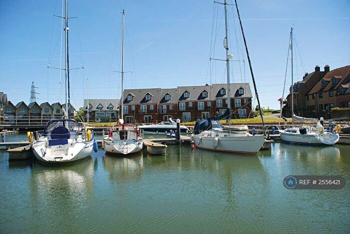 4 Bedroom Semi-Detached House To Rent In Kingfisher Way, Newport, PO30