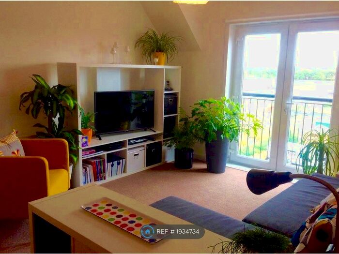 2 Bedroom Flat To Rent In Louisiana Drive, Warrington, WA5