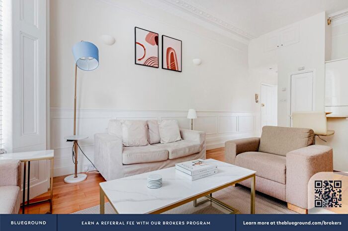 1 Bedroom Flat To Rent In Kensington, London, W8