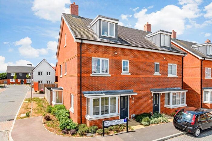 4 Bedroom Semi-Detached House For Sale In Armstrong Close, Hoo, Kent, ME3