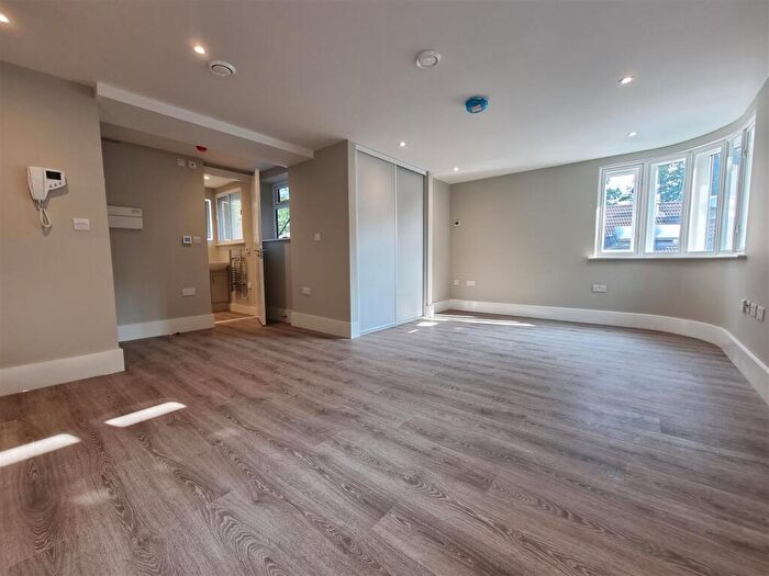 Studio To Rent In Flat, Essex House, Regent Street, Cambridge, CB2