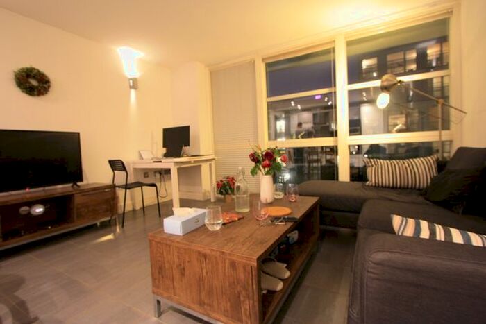 1 Bedroom Flat To Rent In Isaac Way, Southwark, SE1