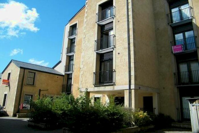 2 Bedroom Flat To Rent In River View Apartments, Lancaster, LA1