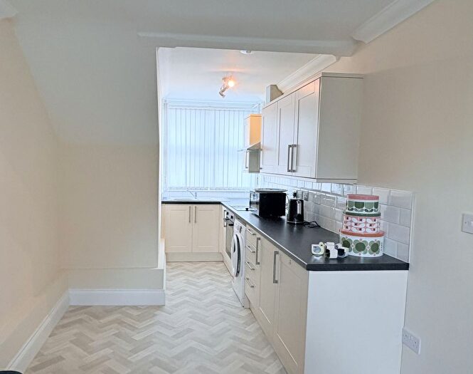 1 Bedroom Flat To Rent In Bourne House, Sittingbourne, Sittingbourne, Kent, ME10