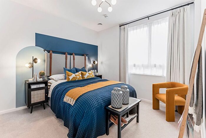 2 Bedroom Flat For Sale In Meridian Water, Enfield, London, N18