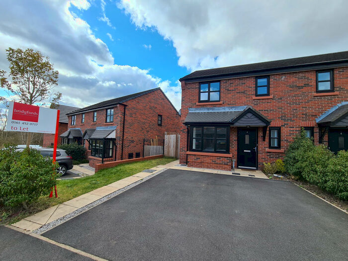 3 Bedroom House To Rent In Green Croft Close, Atherton, M46