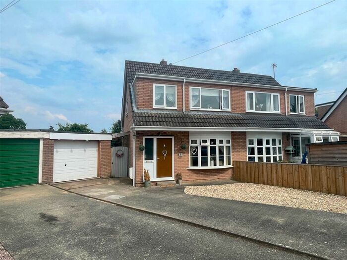 3 Bedroom Semi-Detached House For Sale In Rhallt Drive, Guilsfield, Welshpool, Powys, SY21