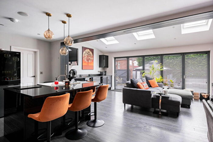 4 Bedroom Semi Detached House For Sale In Park Lane, Offerton, Stockport, SK1