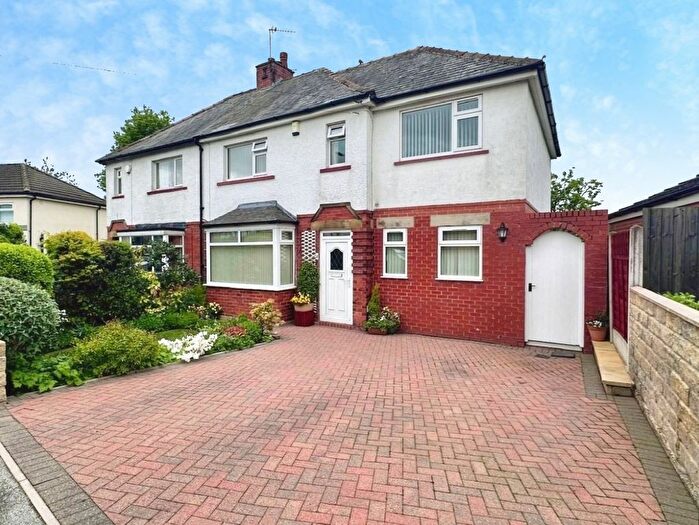 4 Bedroom Semi Detached House For Sale In Moorland Crescent, Menston, LS29