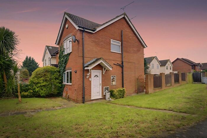 2 Bedroom Semi-Detached House For Sale In Kestrel Drive, Crewe, CW1