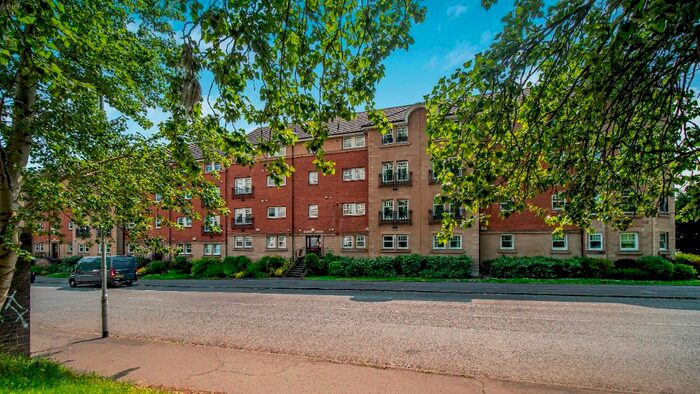 3 Bedroom Flat To Rent In Pleasance Street, Southside, Glasgow, G43