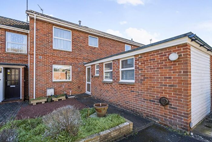 3 Bedroom Terraced House For Sale In Abingdon, Oxfordshire, OX14