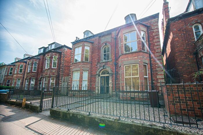 1 Bedroom Flat To Rent In Westbourne Avenue, Princes Avenue, Hull, HU5