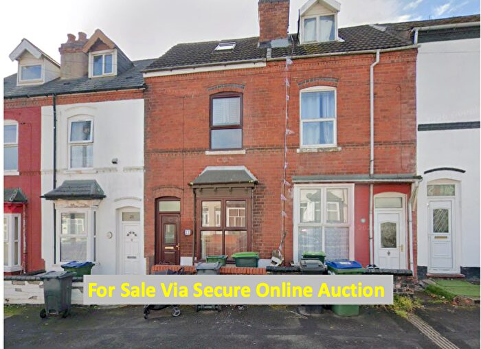 3 Bedroom Terraced House For Sale In Parkhill Road, Smethwick, B67