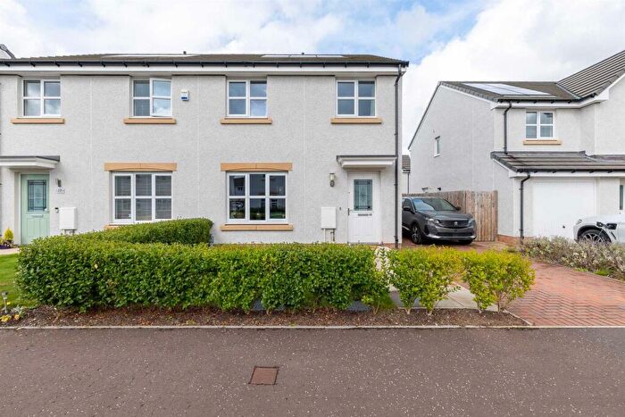 3 Bedroom Semi-Detached House For Sale In Caesar Avenue, Perth, PH1