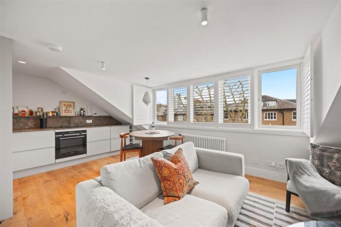 1 Bedroom Flat For Sale In Primrose Gardens, London, NW3