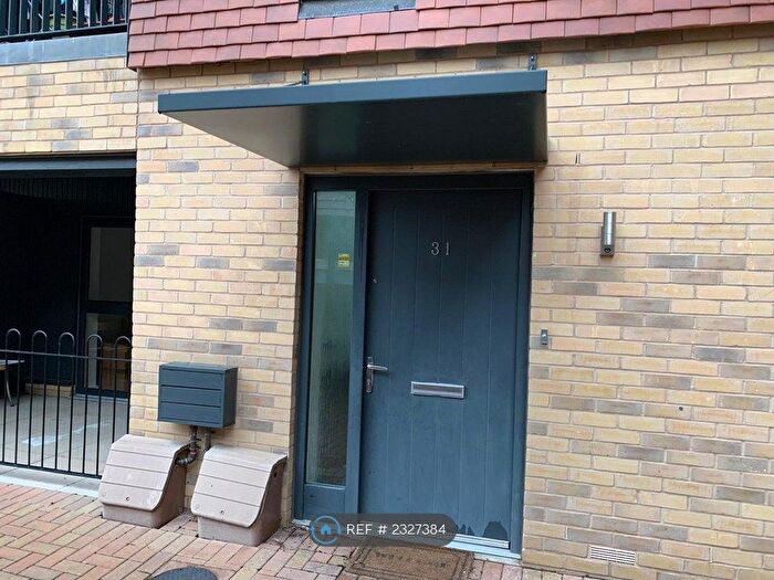 2 Bedroom Flat To Rent In Morgan Crescent, Dagenham, RM8