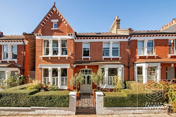 4 Bedroom Property For Sale In Cosbycote Avenue, Herne Hill, London, SE24