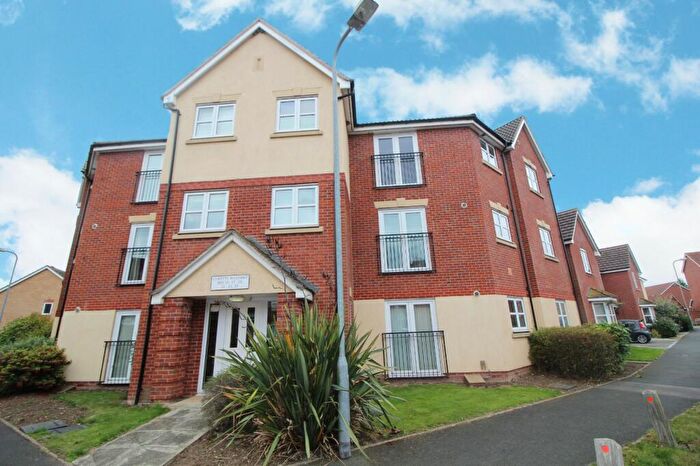 2 Bedroom Flat To Rent In Claypitts Boulevard, Warwick, Warwickshire, CV34