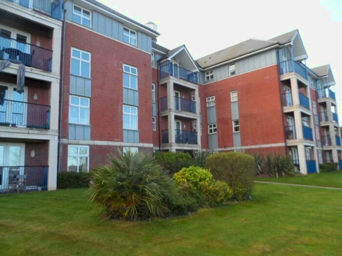 2 Bedroom Flat To Rent In Newton Drive, Blackpool, FY3