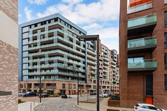 2 Bedroom Flat To Rent In Rennie Street, London, SE10