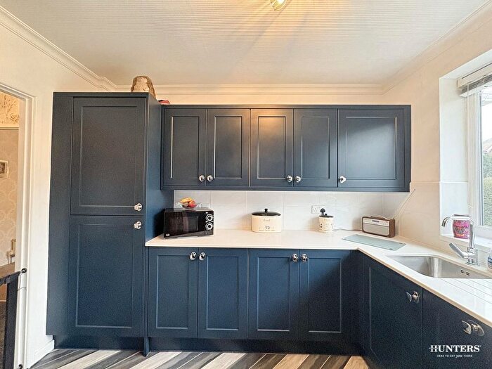 2 Bedroom Semi-Detached Bungalow For Sale In Frank Lane, Thornhill, Dewsbury, WF12