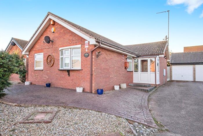3 Bedroom Detached Bungalow For Sale In Holmwood Close, Clacton-On-Sea, CO16