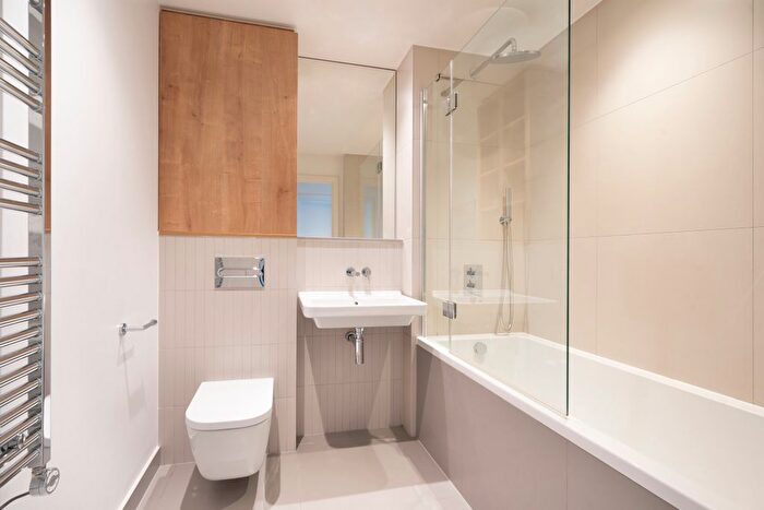 1 Bedroom Flat To Rent In George Street, Croydon, CR0