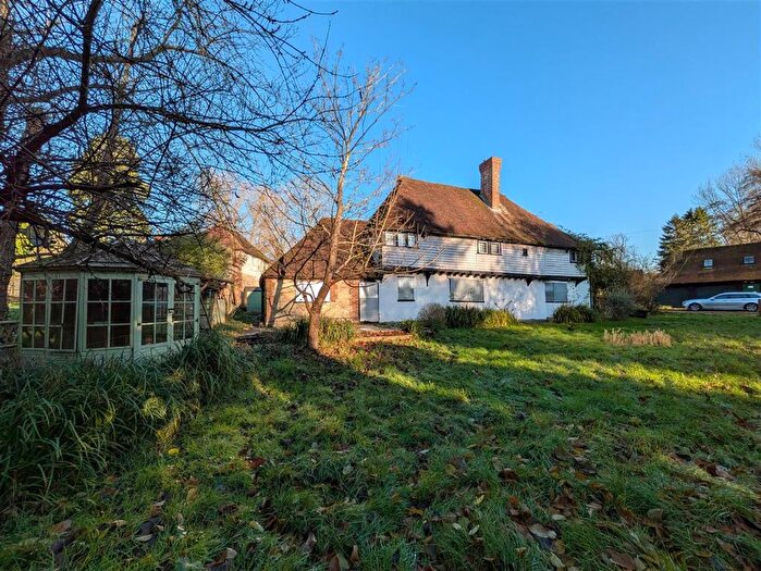 6 Bedroom Detached House For Sale In Polhill Lane, Harrietsham, Maidstone, ME17