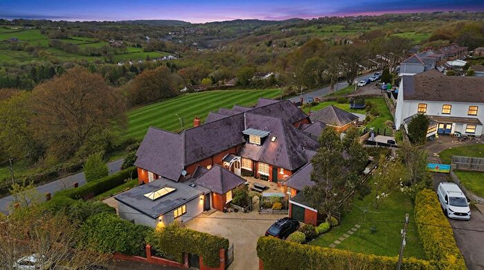 6 Bedroom Semi-Detached House For Sale In Penrhiw Avenue, Oakdale, Blackwood, NP12