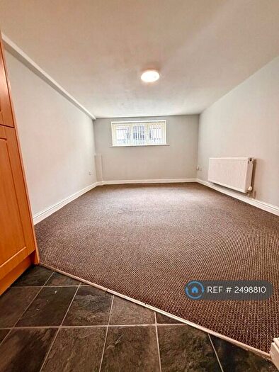 1 Bedroom Flat To Rent In Eckersley Precinct, Atherton, M46