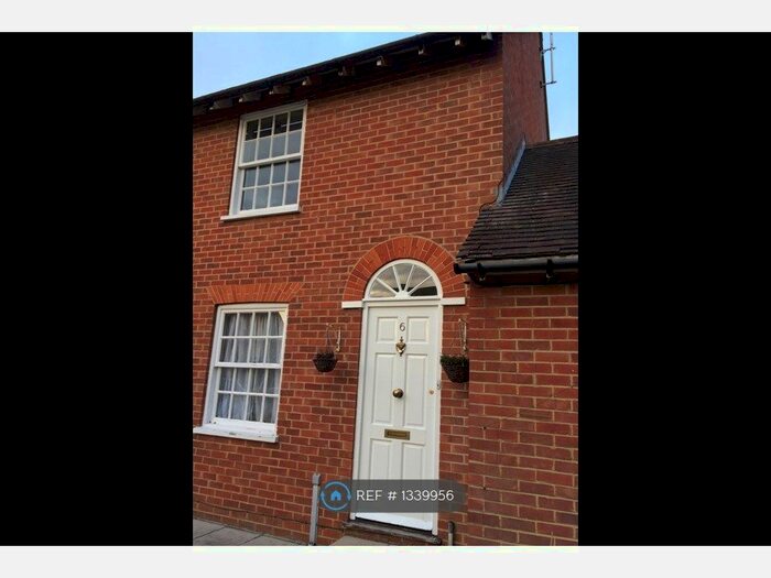 2 Bedroom Terraced House To Rent In The Maltings, Faversham, ME13