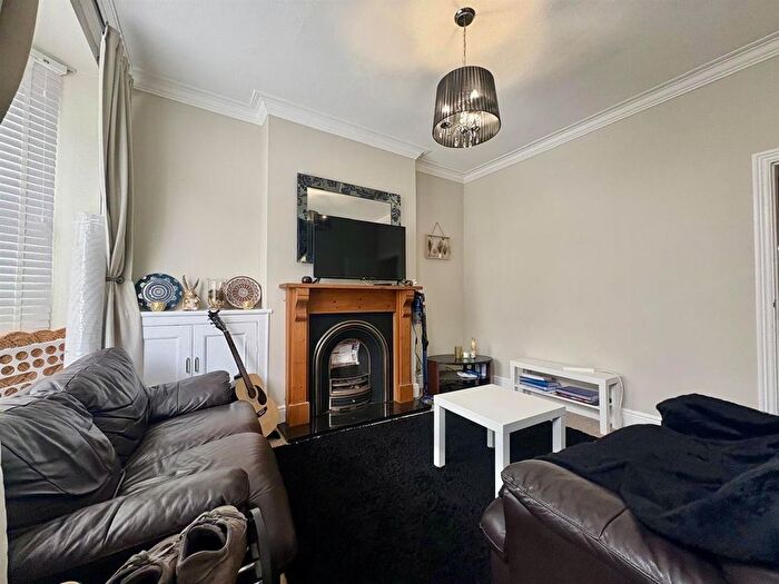 2 Bedroom Terraced House To Rent In Ivy Road, Leicester, LE3